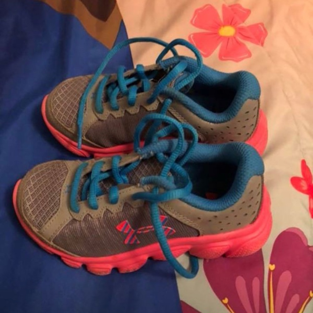Under armor toddler shoes